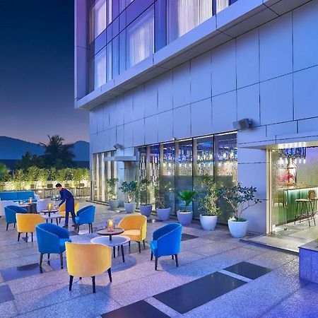 Vivanta Navi Mumbai Turbhe Екстер'єр фото
