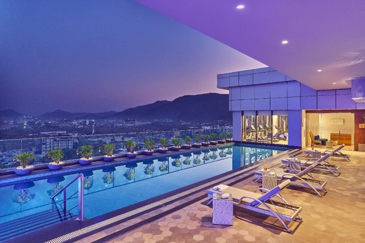 Vivanta Navi Mumbai Turbhe Екстер'єр фото